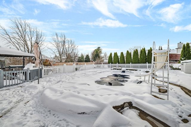 1204 Boston Avenue, Joliet, IL 60435