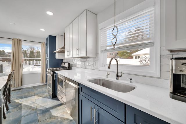 1204 Boston Avenue, Joliet, IL 60435