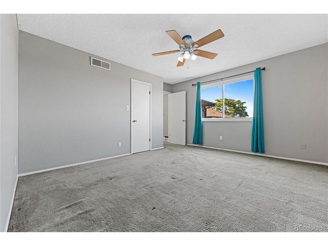 3855 S Monaco Street Pkwy 178, Denver, CO 80237