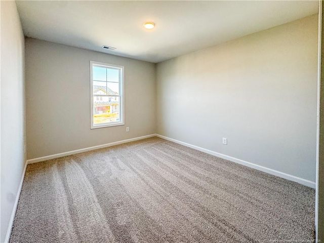 2121 Purebred Circle, Hope Mills, NC 28348