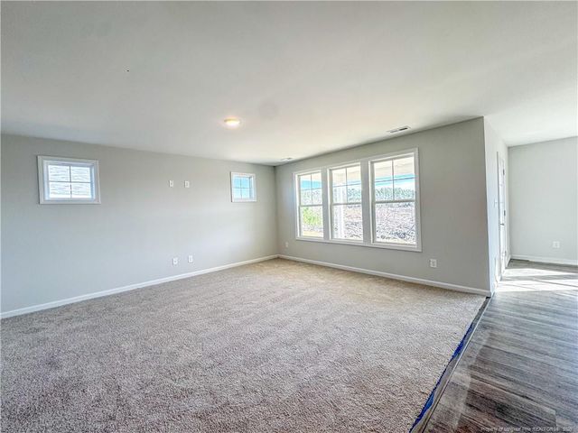 2121 Purebred Circle, Hope Mills, NC 28348