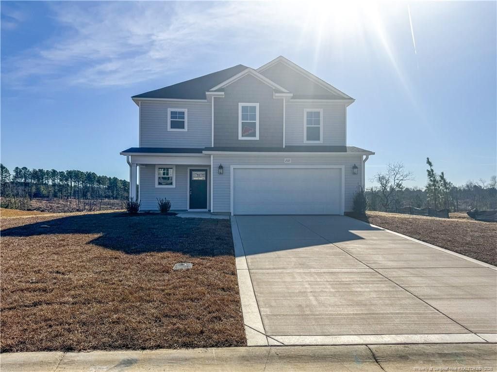 2121 Purebred Circle, Hope Mills, NC 28348