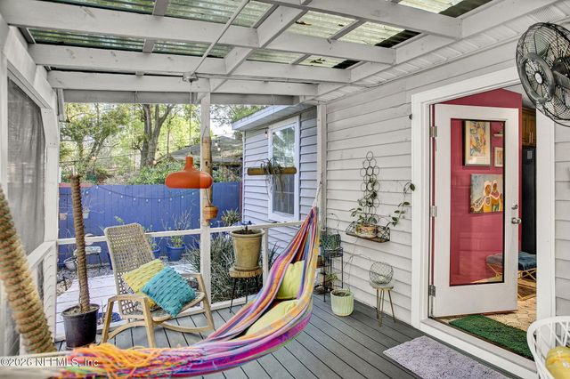 1327 MACARTHUR Street, Jacksonville, FL 32205