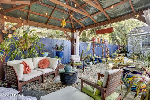 1327 MACARTHUR Street, Jacksonville, FL 32205