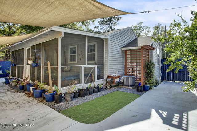 1327 MACARTHUR Street, Jacksonville, FL 32205