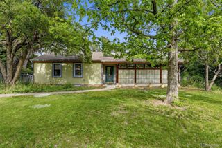 2060 Dover Street, Lakewood, CO 80215