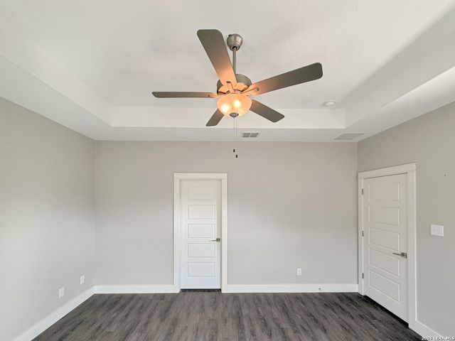 381 Monarch, Canyon Lake, TX 78133