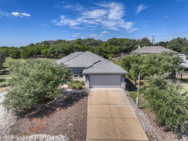 381 Monarch, Canyon Lake, TX 78133
