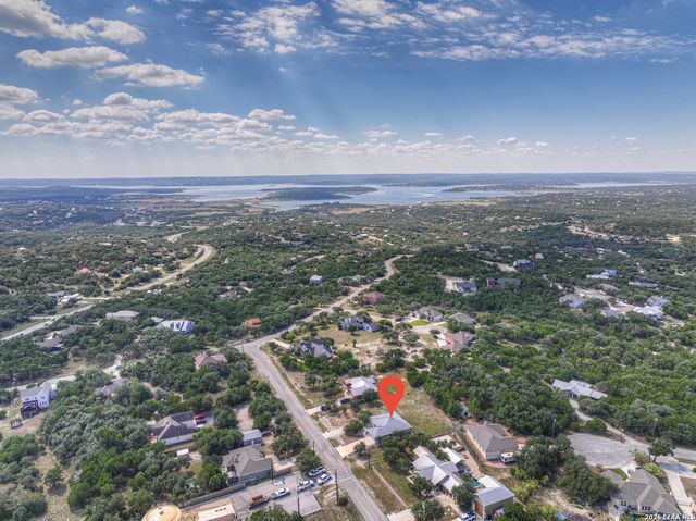 381 Monarch, Canyon Lake, TX 78133