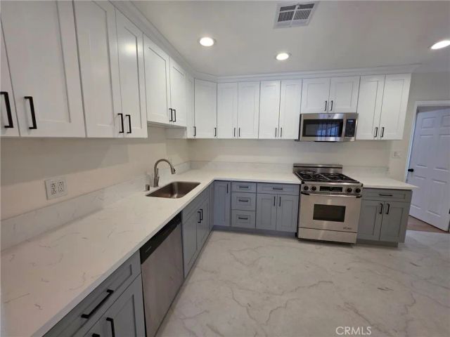 6443 Agnes Avenue, North Hollywood, CA 91606