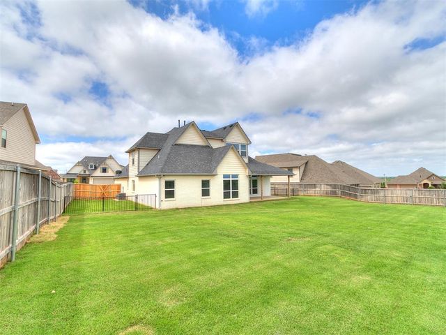 8525 Maple Creek Road, Arcadia, OK 73007