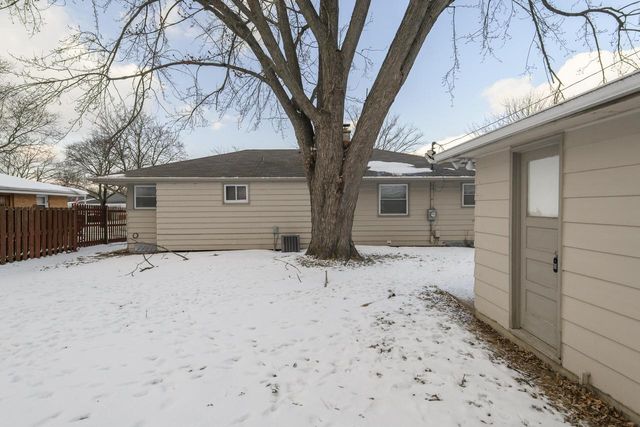 8239 W Casper STREET, Milwaukee, WI 53223