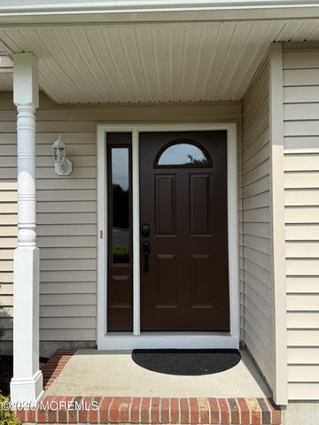 18 Netty Street, Howell, NJ 07731