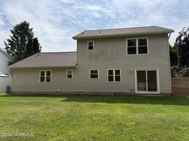 18 Netty Street, Howell, NJ 07731