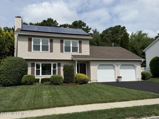 18 Netty Street, Howell, NJ 07731