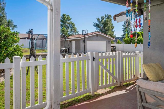 23820 Oak Meadow Drive, Ramona, CA 92065