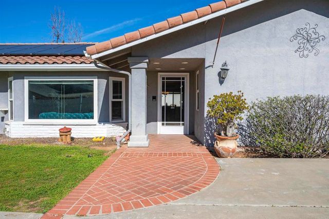 23820 Oak Meadow Drive, Ramona, CA 92065