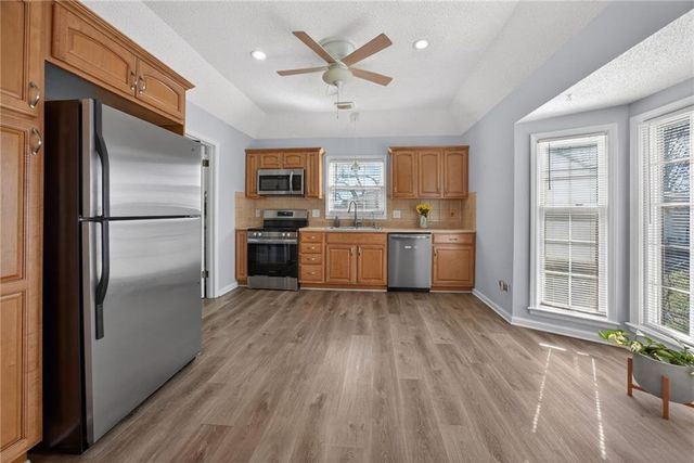 8015 Cleveland Avenue, Kansas City, KS 66109