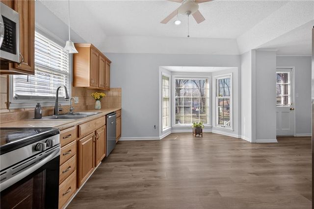 8015 Cleveland Avenue, Kansas City, KS 66109