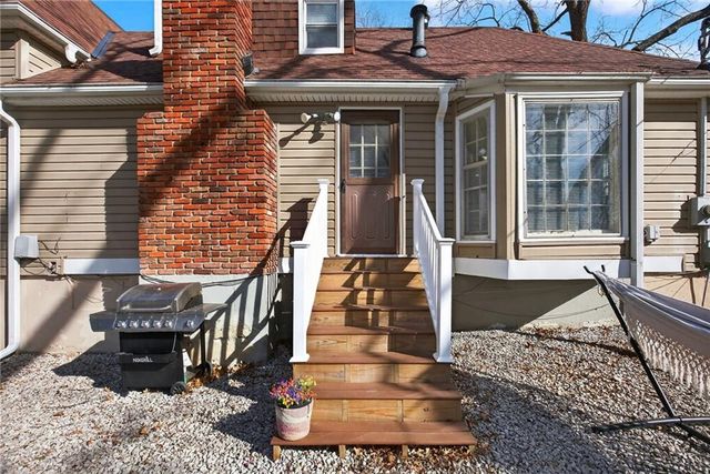 8015 Cleveland Avenue, Kansas City, KS 66109