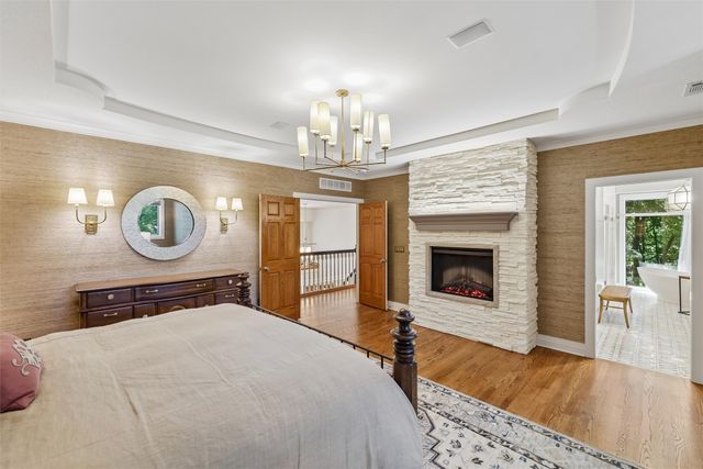 513 S 33rd Street, West Des Moines, IA 50265