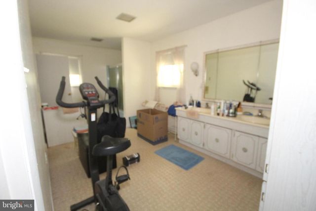 458 GREENTREE RD, Sewell, NJ 08080