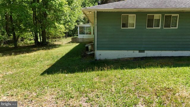 458 GREENTREE RD, Sewell, NJ 08080