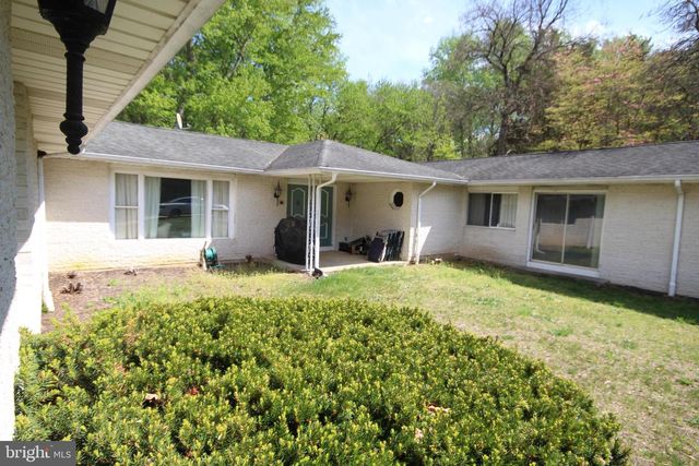 458 GREENTREE RD, Sewell, NJ 08080