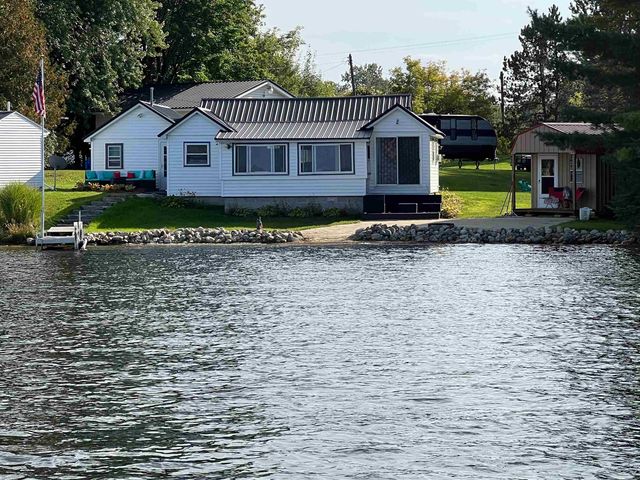 4978 Long Lake Road, Plainfield Twp, MI 48739