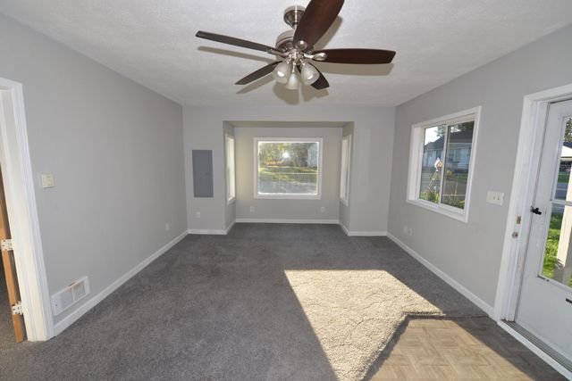 7102 E 9th Ave, Spokane Valley, WA 99212