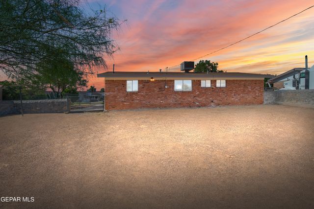 5013 WINTHROP Drive, El Paso, TX 79924