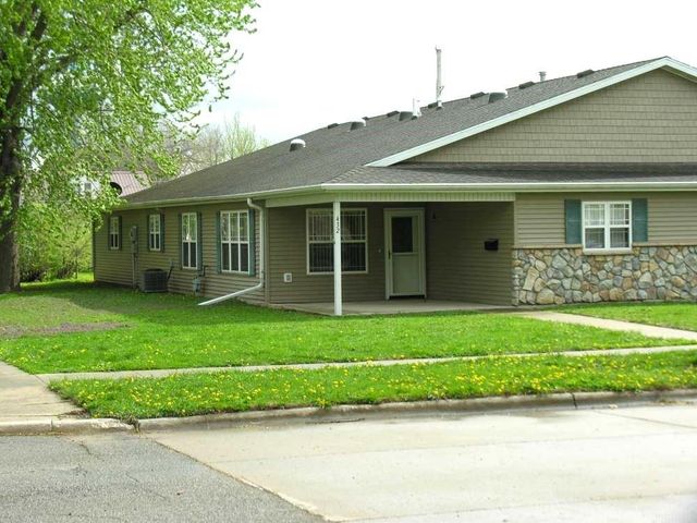432 Pleasant Street, Osage, IA 50461