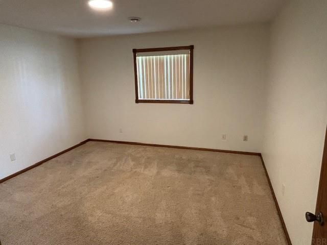 432 Pleasant Street, Osage, IA 50461