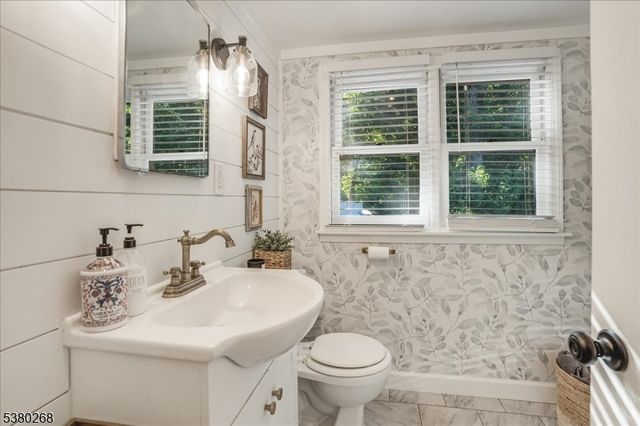 21 Springbrook Trl, Sparta Twp., NJ 07871