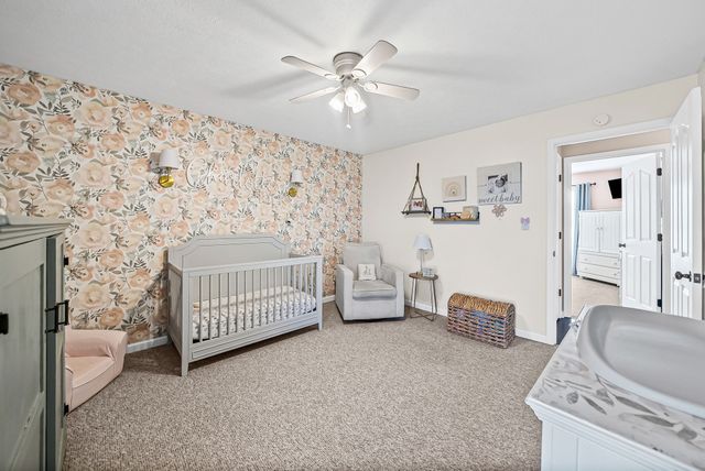 1407 Oak Tree Ct, Hopkinsville, KY 42240