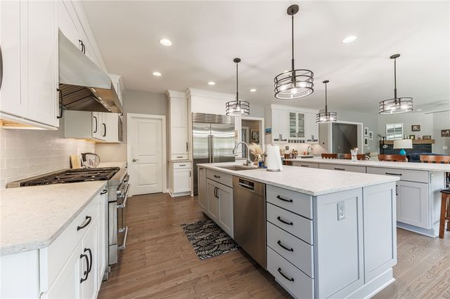 7160 Piper Meadow Drive, Victor, NY 14564