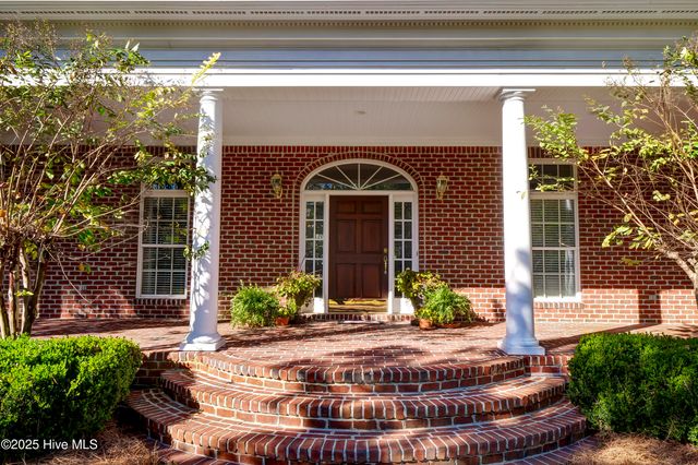 1929 Glen Meade Road, Wilmington, NC 28403