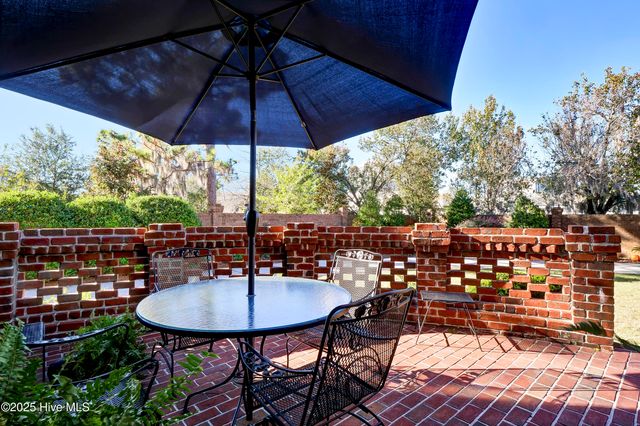 1929 Glen Meade Road, Wilmington, NC 28403