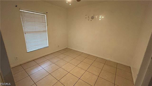 3902 23rd ST SW, Lehigh Acres, FL 33976