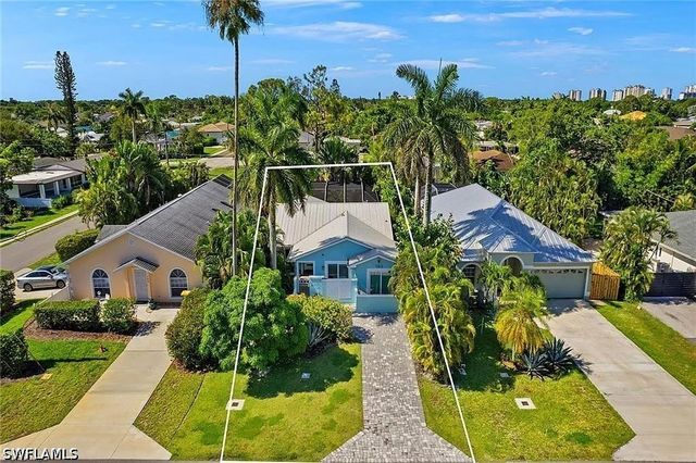 792 108th AVE N, Naples, FL 34108