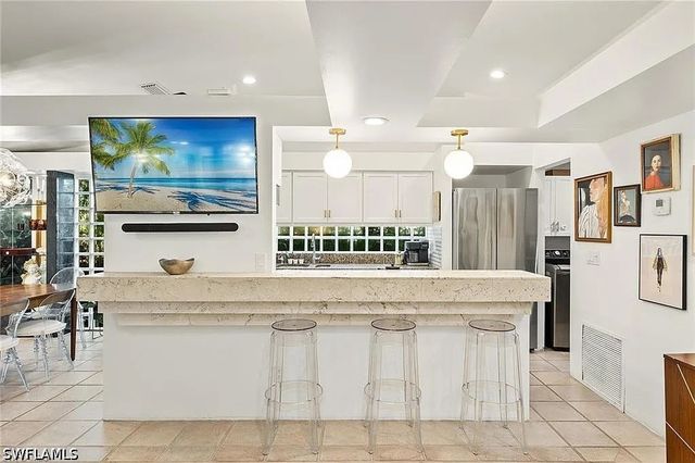 792 108th AVE N, Naples, FL 34108