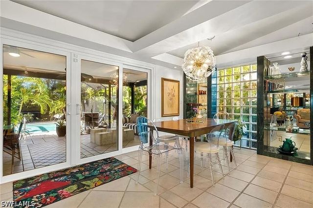 792 108th AVE N, Naples, FL 34108