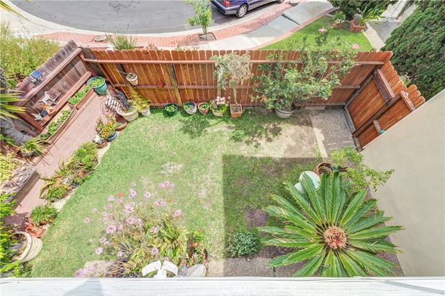 23121 Romano, Torrance, CA 90505