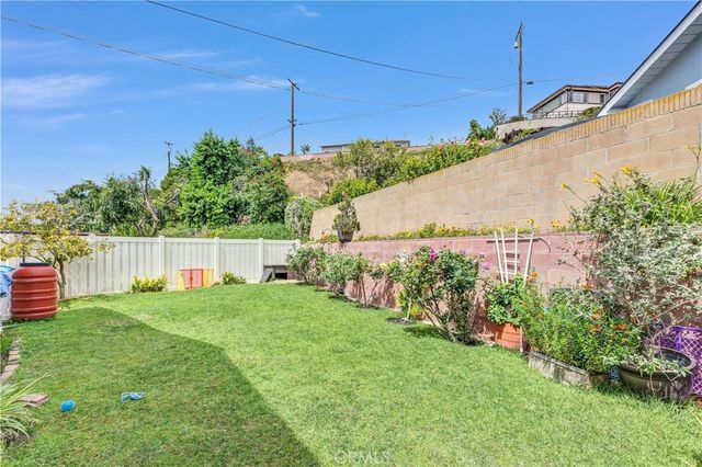 23121 Romano, Torrance, CA 90505