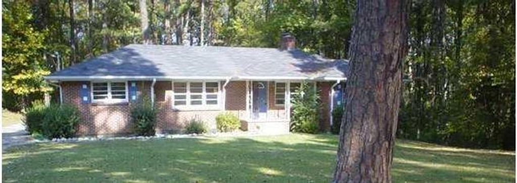 2827 Hedgewood NW Drive, Atlanta, GA 30311