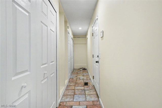 62 Rockaway Drive, Roaming Shores, OH 44085
