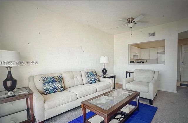 3020 NE 32nd Avenue 817, Fort Lauderdale, FL 33308