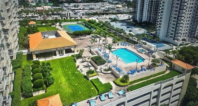 3020 NE 32nd Avenue 817, Fort Lauderdale, FL 33308