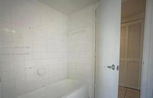 3020 NE 32nd Avenue 817, Fort Lauderdale, FL 33308