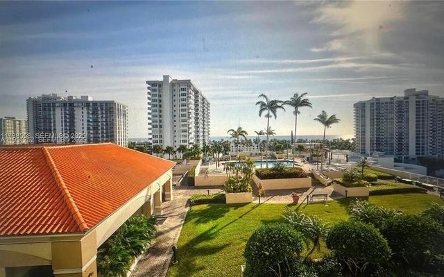 3020 NE 32nd Avenue 817, Fort Lauderdale, FL 33308